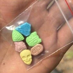 👽