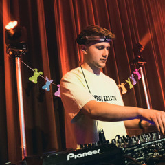 DORIAN MAUER