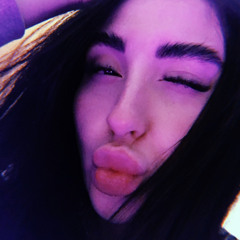 Alena LOSANGELES