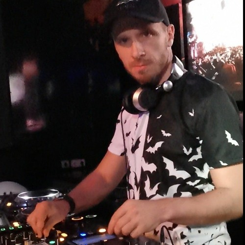 DJ R-Senio’s avatar