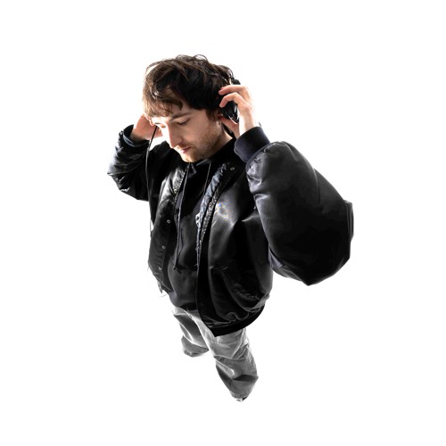 DJ Caline artist photo