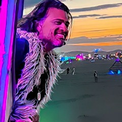 Miraḡe the Pluronaut