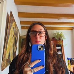 naila veronica