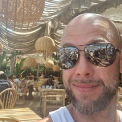 DJ Bjørek /from/Techno /to Electro #