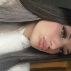 Chloe x