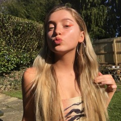 mia-rose