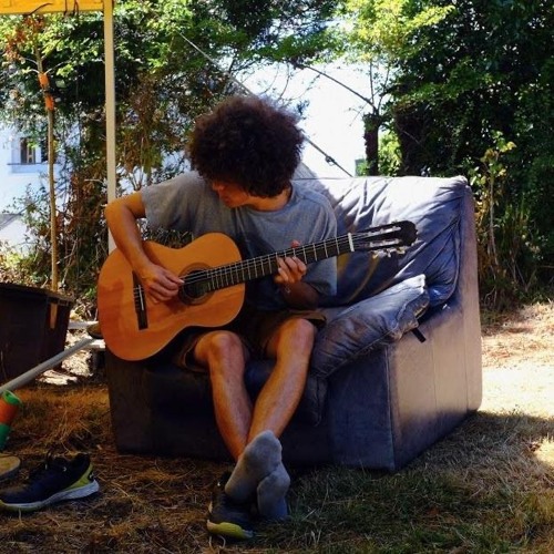 Qu'une Vie (On a)