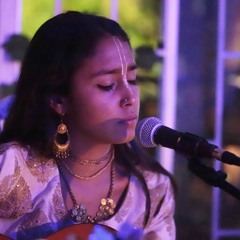 Ela Maldonado 🌸 Madhurya