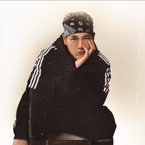 như kiểu feat vs MCK