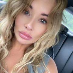 Carly jade