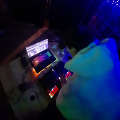 DJ-Scott