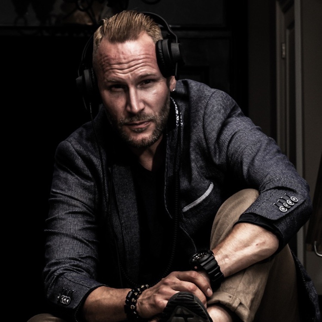 Stream DEREK BYRON DJ music | Listen to songs, albums, playlists