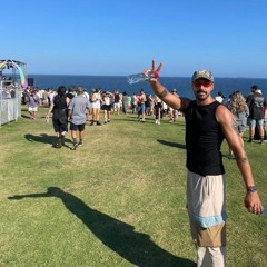 𝑻𝑯𝑹𝑰𝑳𝑳𝑯𝑶𝑼𝑺𝑬