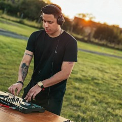 DJ Naka