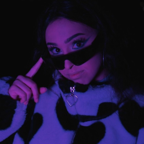 Hallie’s avatar