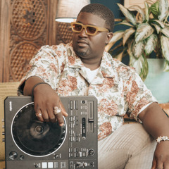 DJ AOA
