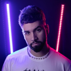 VIVAXX