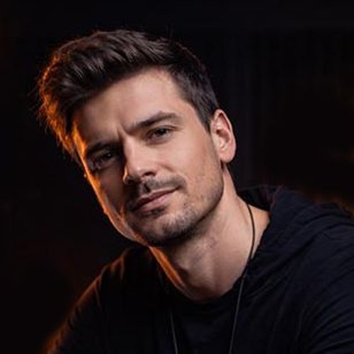 Olja Arthur artist photo