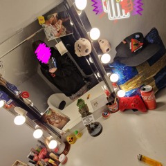 𝓛𝓮𝓸𝓷𝓪 𝓑𝓸𝓭𝓲𝓷😝