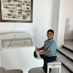 George US Mina