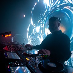 Stream Santiago Salazar music | Listen to songs, albums, playlists