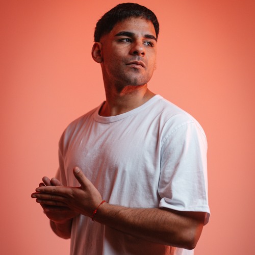Rob Rivera artist photo