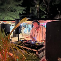 DJ.FreakyFreek