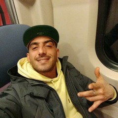 Dos Santos32
