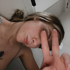 LOUHI BIGGS //