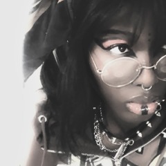 karmic // vixi قمر