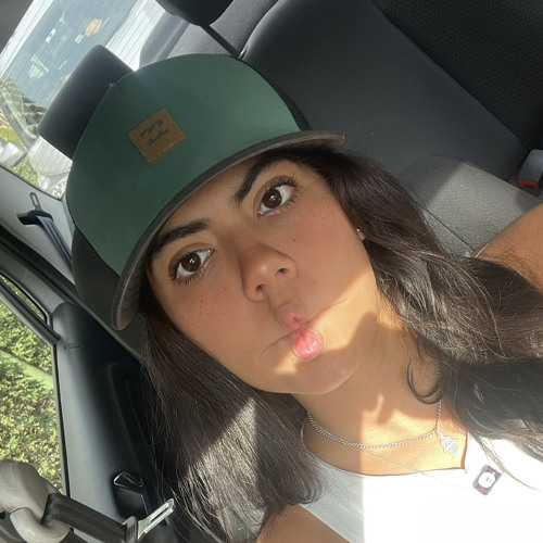 Luciana GN’s avatar