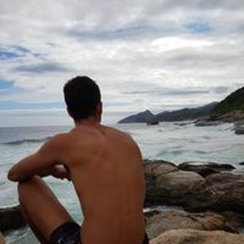 Lucas Ponce’s avatar