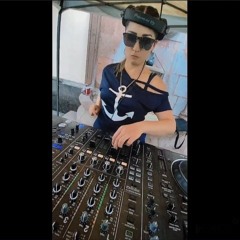 Daniela Aranda - Music!