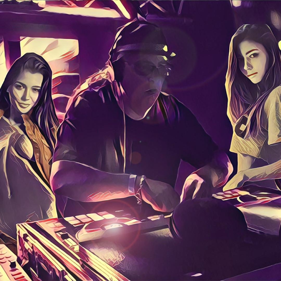 Stream DJ CHRONIC music | Listen to songs, albums, playlists for