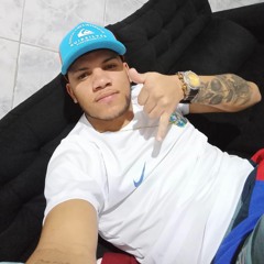 Júlio Cesar pega o 🚆