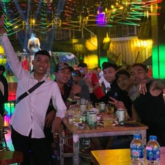Đen Max (Giấu)