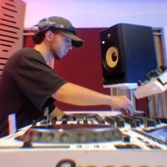 VORIUX DJ