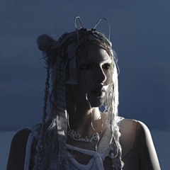 Ursula Sereghy ツ
