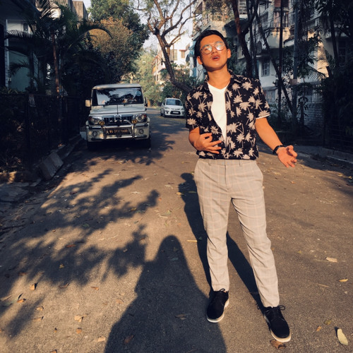 Thetshom_Chado_by_Pema_Deki___Ugyen_Panday.mp3