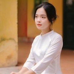 Quý Bà Đầu Bết