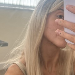 ✿༺ 𝒥𝒶𝒹𝑒 𝒜𝓂𝒷𝑒𝓇 ༻✿