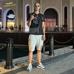 JOHNNY TRUE