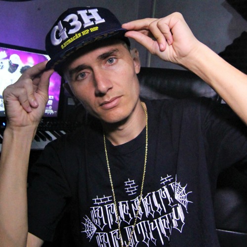 Stream UZZYBEATS (R.UZZY) music | Listen to songs, albums, playlists ...