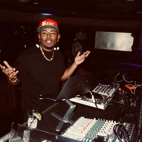 DJ Bear @bearclarkson — artist photo