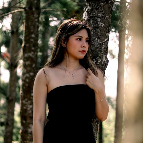 Hold Me Tight And Not Let Go