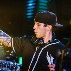 Nicholas Daniel (Illenium:)