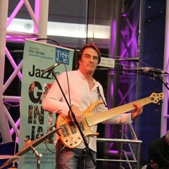 MIke Hatton solo bass