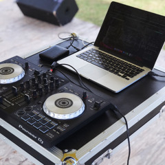 D J  B L A Z Z E ★