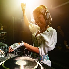 Rowsi dj