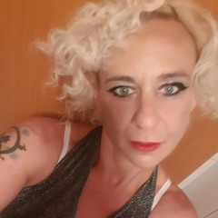 Freakgirlj